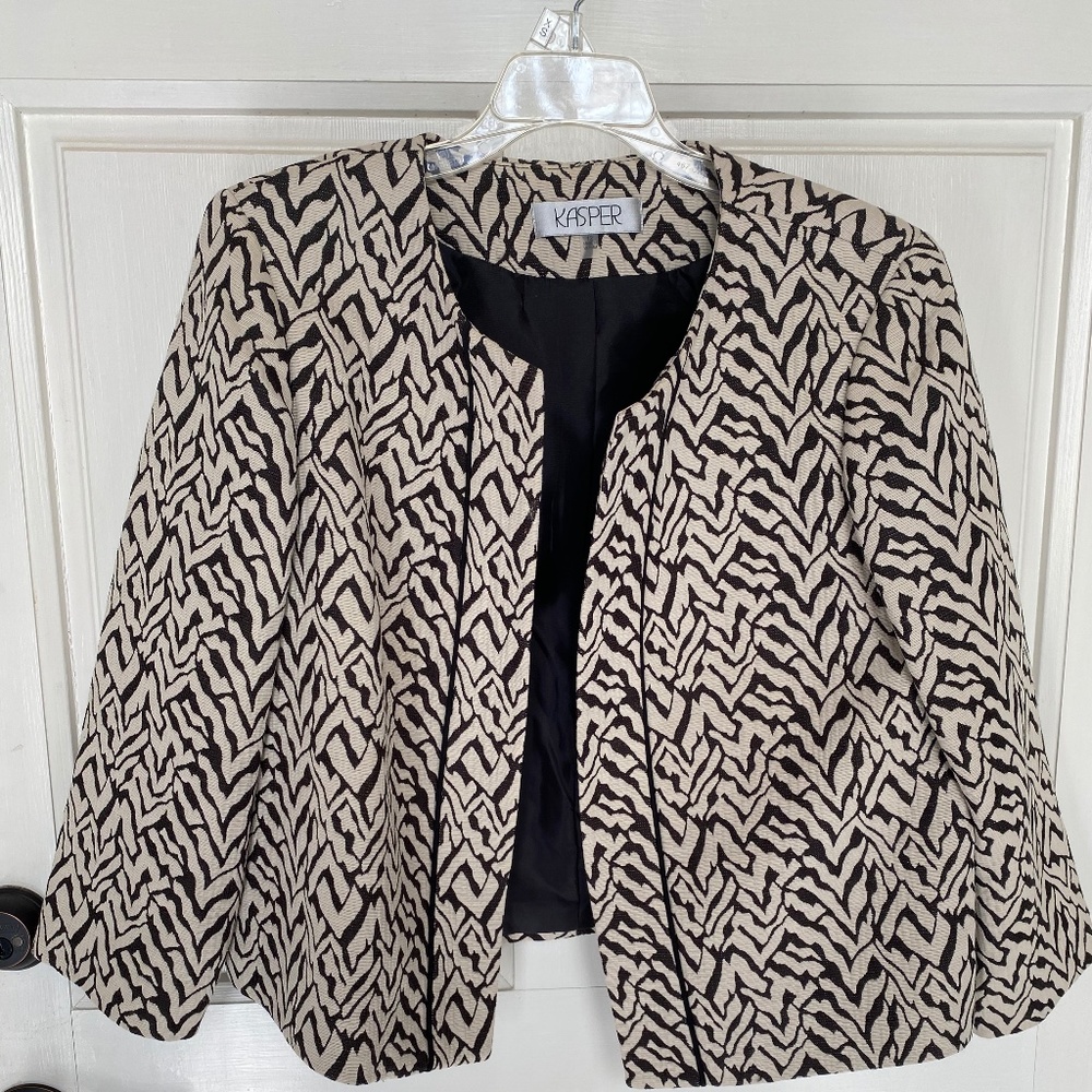 Kasper Off White and Black Suit Jacket Size 12